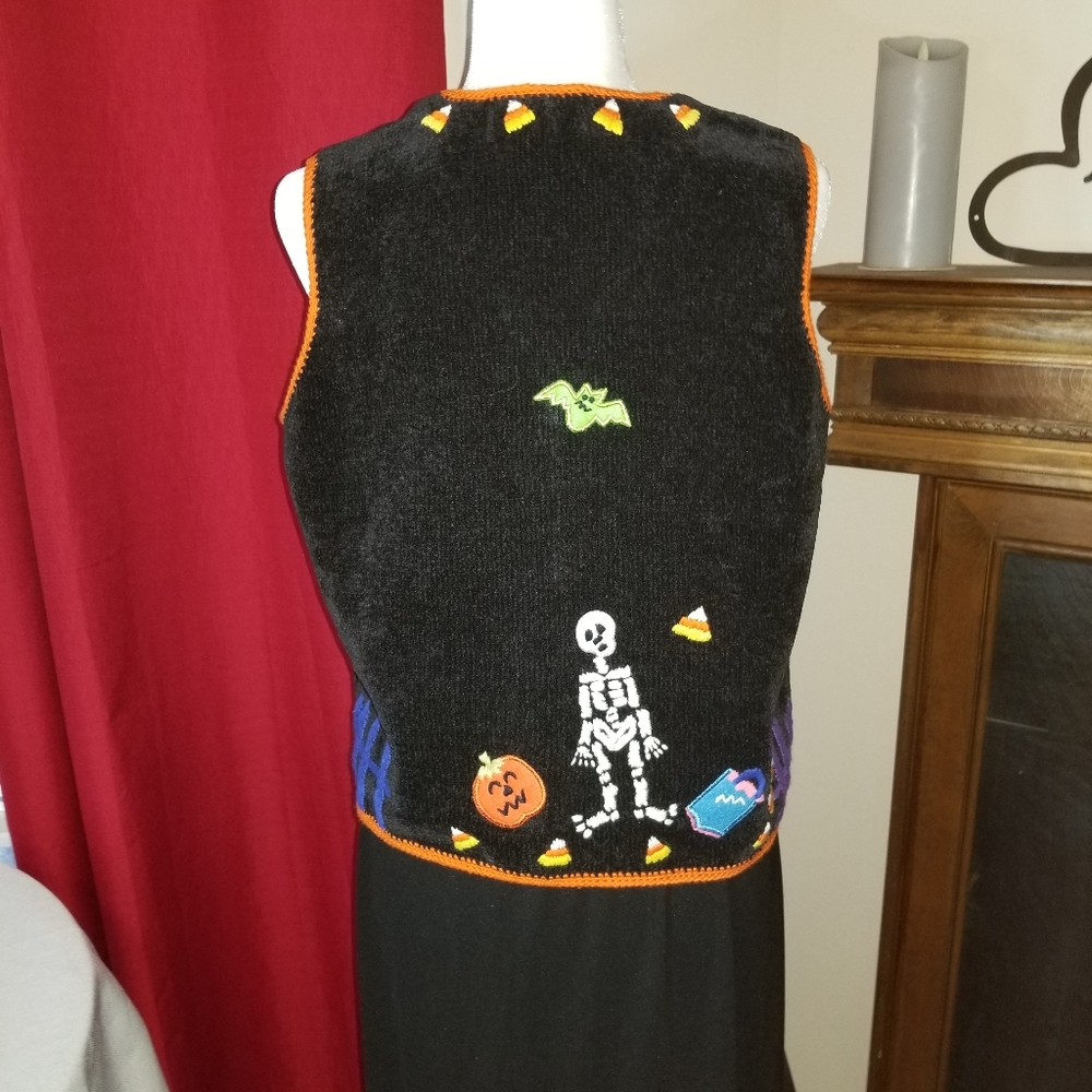 Vest - Picture 2 of 2